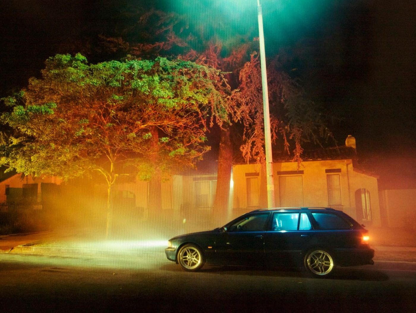 iTunes Booklet [1 - E39 Touring].jpg